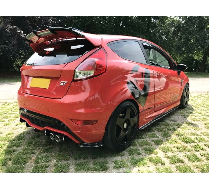 thumbnail image 2 of Aforce Auto Custom Handbrake Gaiter Cover For Ford Fiesta MK7 (2008+) - Red Stitching, Made In UK 2 of 6